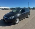 Черный Опель Зафира, объемом двигателя 1.9 л и пробегом 260 тыс. км за 2600 $, фото 1 на Automoto.ua