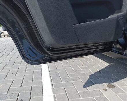 Черный Опель Зафира, объемом двигателя 1.8 л и пробегом 258 тыс. км за 5200 $, фото 9 на Automoto.ua