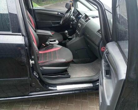 Черный Опель Зафира, объемом двигателя 1.9 л и пробегом 50 тыс. км за 6500 $, фото 9 на Automoto.ua