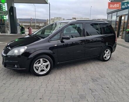 Черный Опель Зафира, объемом двигателя 1.8 л и пробегом 275 тыс. км за 5450 $, фото 6 на Automoto.ua