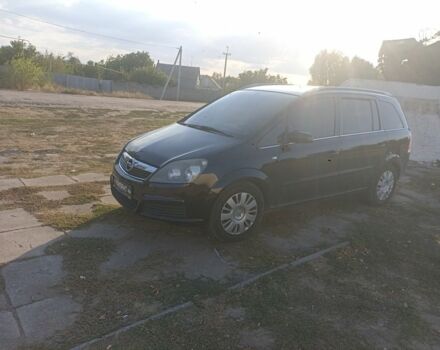 Черный Опель Зафира, объемом двигателя 1 л и пробегом 2 тыс. км за 5000 $, фото 6 на Automoto.ua