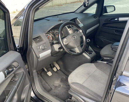 Опель Зафира 2006 в Ивано-Франковске на Automoto.ua Черный Опель Зафира, объемом двигателя 1.9 л и пробегом 327 тыс. км за 4950 $, фото 7 на Automoto.ua