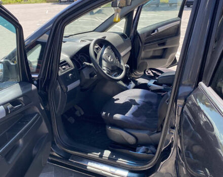 Чорний Опель Зафіра, об'ємом двигуна 1.91 л та пробігом 306 тис. км за 5000 $, фото 15 на Automoto.ua