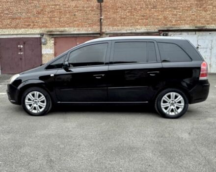 Черный Опель Зафира, объемом двигателя 1.8 л и пробегом 279 тыс. км за 4600 $, фото 4 на Automoto.ua