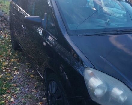 Черный Опель Зафира, объемом двигателя 1.8 л и пробегом 294 тыс. км за 6000 $, фото 3 на Automoto.ua