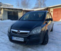 Черный Опель Зафира, объемом двигателя 1.9 л и пробегом 300 тыс. км за 5600 $, фото 1 на Automoto.ua