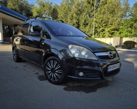 Черный Опель Зафира, объемом двигателя 1.6 л и пробегом 180 тыс. км за 4900 $, фото 1 на Automoto.ua
