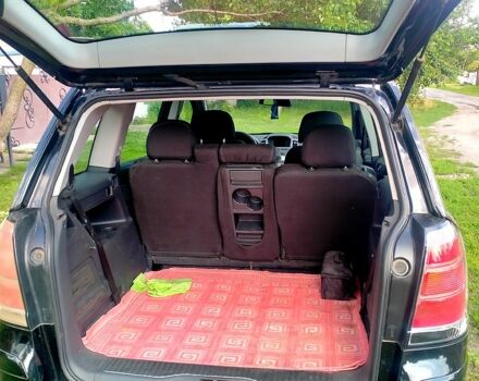 Чорний Опель Зафіра, об'ємом двигуна 1.6 л та пробігом 220 тис. км за 6000 $, фото 6 на Automoto.ua