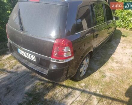 Черный Опель Зафира, объемом двигателя 1.6 л и пробегом 300 тыс. км за 5300 $, фото 13 на Automoto.ua