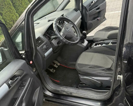 Черный Опель Зафира, объемом двигателя 1.91 л и пробегом 293 тыс. км за 5000 $, фото 1 на Automoto.ua