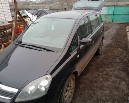 Черный Опель Зафира, объемом двигателя 1.6 л и пробегом 226 тыс. км за 6500 $, фото 2 на Automoto.ua