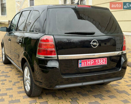 Черный Опель Зафира, объемом двигателя 1.8 л и пробегом 189 тыс. км за 5999 $, фото 5 на Automoto.ua