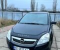 Черный Опель Зафира, объемом двигателя 2 л и пробегом 320 тыс. км за 5200 $, фото 1 на Automoto.ua