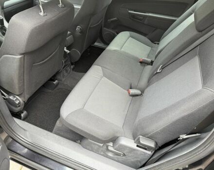 Чорний Опель Зафіра, об'ємом двигуна 1.6 л та пробігом 270 тис. км за 4750 $, фото 11 на Automoto.ua