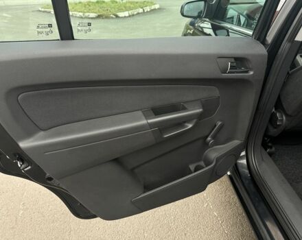 Чорний Опель Зафіра, об'ємом двигуна 1.6 л та пробігом 197 тис. км за 5700 $, фото 21 на Automoto.ua