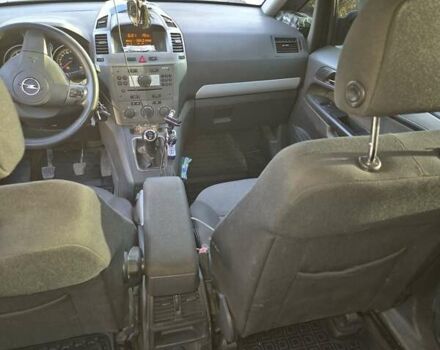 Опель Зафира 2007 в Запорожье на Automoto.ua Черный Опель Зафира, объемом двигателя 1.6 л и пробегом 300 тыс. км за 5200 $, фото 4 на Automoto.ua