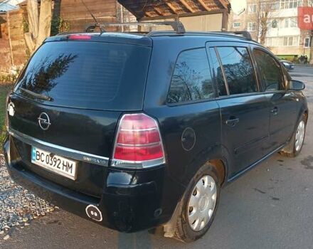 Черный Опель Зафира, объемом двигателя 1.8 л и пробегом 257 тыс. км за 5600 $, фото 2 на Automoto.ua