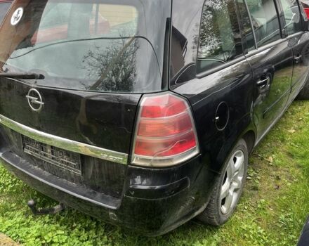 Черный Опель Зафира, объемом двигателя 0 л и пробегом 230 тыс. км за 600 $, фото 2 на Automoto.ua