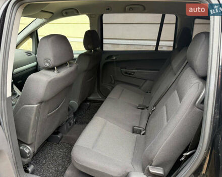 Черный Опель Зафира, объемом двигателя 1.8 л и пробегом 189 тыс. км за 5999 $, фото 14 на Automoto.ua