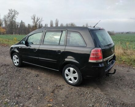 Черный Опель Зафира, объемом двигателя 0 л и пробегом 232 тыс. км за 5100 $, фото 3 на Automoto.ua