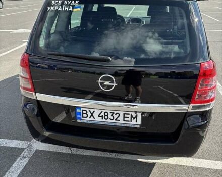 Черный Опель Зафира, объемом двигателя 1.9 л и пробегом 259 тыс. км за 6500 $, фото 8 на Automoto.ua