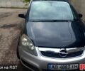 Черный Опель Зафира, объемом двигателя 1.6 л и пробегом 300 тыс. км за 3100 $, фото 1 на Automoto.ua