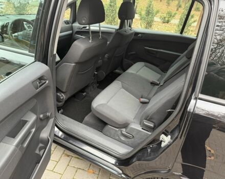 Чорний Опель Зафіра, об'ємом двигуна 1.6 л та пробігом 270 тис. км за 4750 $, фото 10 на Automoto.ua