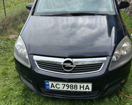 Чорний Опель Зафіра, об'ємом двигуна 1.9 л та пробігом 397 тис. км за 5200 $, фото 4 на Automoto.ua