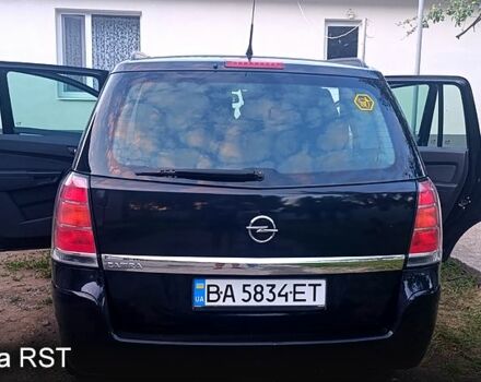 Черный Опель Зафира, объемом двигателя 1.6 л и пробегом 240 тыс. км за 5500 $, фото 5 на Automoto.ua