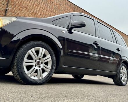 Черный Опель Зафира, объемом двигателя 1.8 л и пробегом 279 тыс. км за 4600 $, фото 20 на Automoto.ua