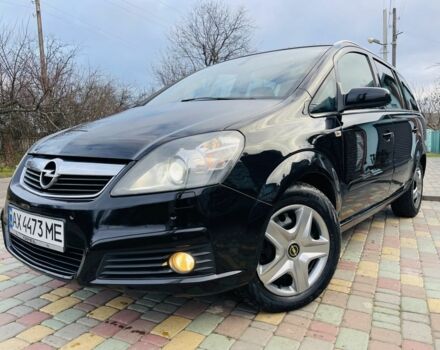 Черный Опель Зафира, объемом двигателя 1.9 л и пробегом 190 тыс. км за 5900 $, фото 18 на Automoto.ua