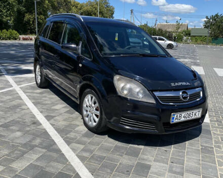 Чорний Опель Зафіра, об'ємом двигуна 1.91 л та пробігом 306 тис. км за 5000 $, фото 1 на Automoto.ua