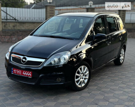 Черный Опель Зафира, объемом двигателя 1.6 л и пробегом 292 тыс. км за 6550 $, фото 21 на Automoto.ua