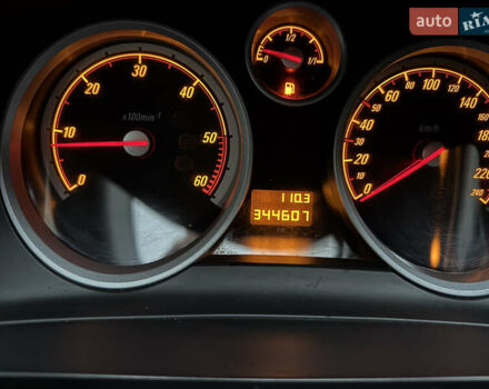 Черный Опель Зафира, объемом двигателя 1.91 л и пробегом 344 тыс. км за 5300 $, фото 10 на Automoto.ua