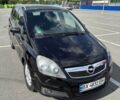 Черный Опель Зафира, объемом двигателя 1.9 л и пробегом 259 тыс. км за 6500 $, фото 1 на Automoto.ua