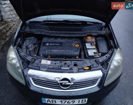 Чорний Опель Зафіра, об'ємом двигуна 1.91 л та пробігом 265 тис. км за 6100 $, фото 4 на Automoto.ua