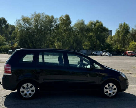 Черный Опель Зафира, объемом двигателя 1.6 л и пробегом 223 тыс. км за 6199 $, фото 12 на Automoto.ua