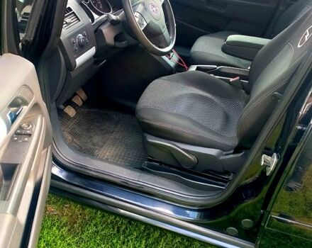 Чорний Опель Зафіра, об'ємом двигуна 1.6 л та пробігом 220 тис. км за 6000 $, фото 5 на Automoto.ua