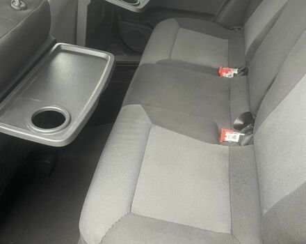 Чорний Опель Зафіра, об'ємом двигуна 1.9 л та пробігом 330 тис. км за 2250 $, фото 5 на Automoto.ua