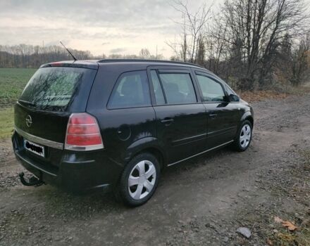 Черный Опель Зафира, объемом двигателя 0 л и пробегом 232 тыс. км за 5100 $, фото 2 на Automoto.ua