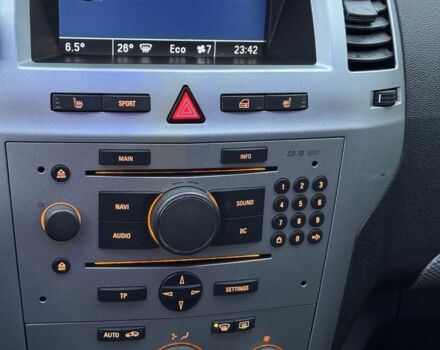 Черный Опель Зафира, объемом двигателя 1.9 л и пробегом 344 тыс. км за 5300 $, фото 4 на Automoto.ua