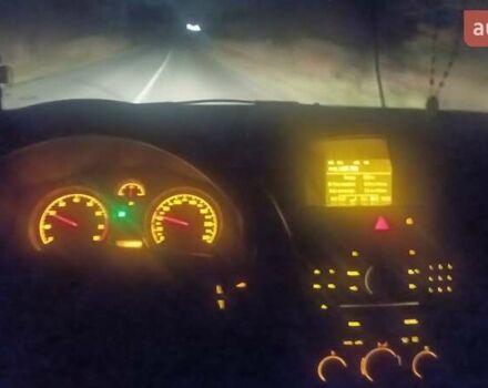 Черный Опель Зафира, объемом двигателя 1.8 л и пробегом 257 тыс. км за 5600 $, фото 24 на Automoto.ua