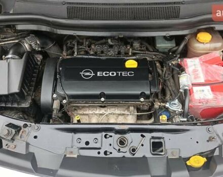 Черный Опель Зафира, объемом двигателя 1.8 л и пробегом 257 тыс. км за 5600 $, фото 20 на Automoto.ua