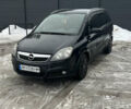 Черный Опель Зафира, объемом двигателя 1.9 л и пробегом 343 тыс. км за 4800 $, фото 1 на Automoto.ua