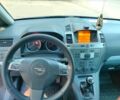 Черный Опель Зафира, объемом двигателя 2 л и пробегом 274 тыс. км за 2950 $, фото 13 на Automoto.ua