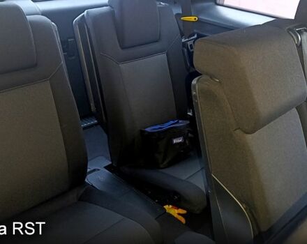 Черный Опель Зафира, объемом двигателя 1.6 л и пробегом 240 тыс. км за 5500 $, фото 11 на Automoto.ua