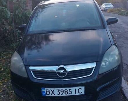 Черный Опель Зафира, объемом двигателя 1.8 л и пробегом 294 тыс. км за 6000 $, фото 6 на Automoto.ua