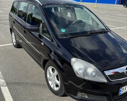 Черный Опель Зафира, объемом двигателя 1.9 л и пробегом 259 тыс. км за 6500 $, фото 2 на Automoto.ua