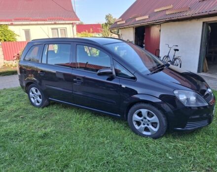 Черный Опель Зафира, объемом двигателя 1.9 л и пробегом 346 тыс. км за 5700 $, фото 2 на Automoto.ua