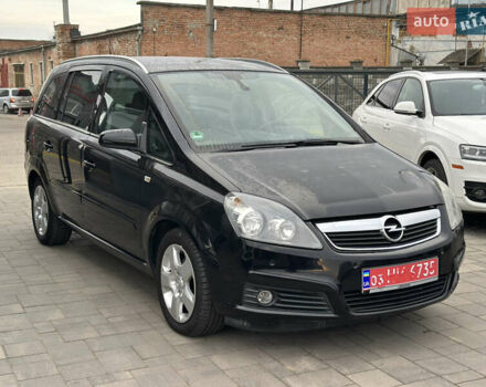 Черный Опель Зафира, объемом двигателя 1.8 л и пробегом 207 тыс. км за 5350 $, фото 4 на Automoto.ua